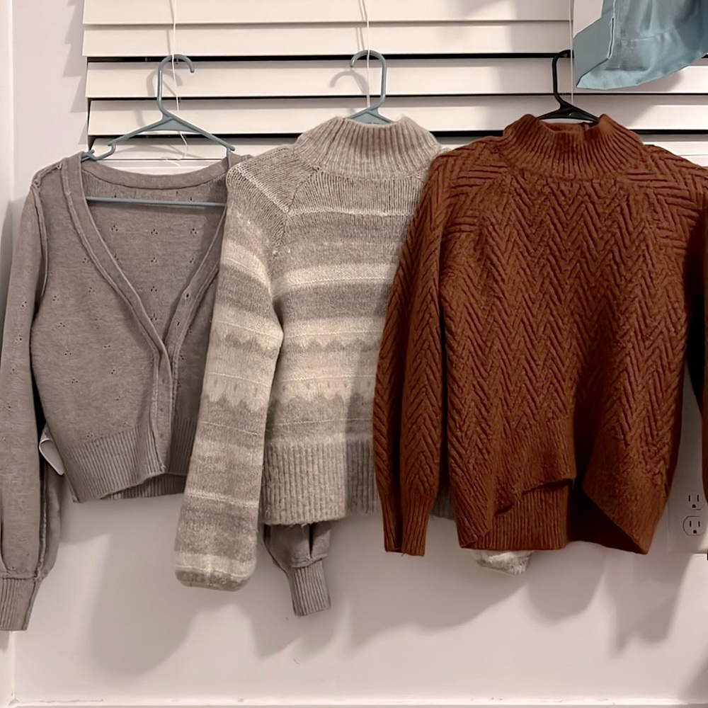 cardigans ( aberceombie and fitch )